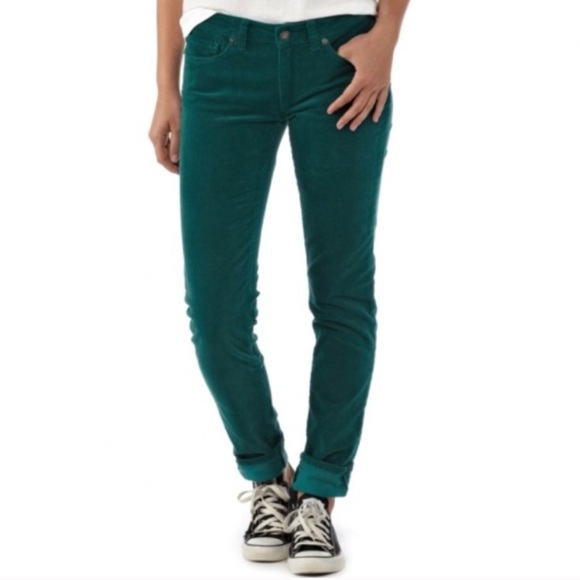 patagonia women's fitted corduroy pants